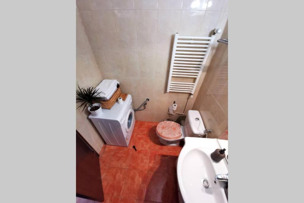 Bertigart Studio Apartment Boekarest Buitenkant foto