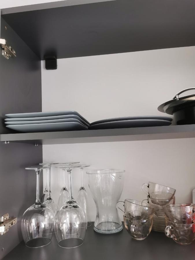 Bertigart Studio Apartment Boekarest Buitenkant foto